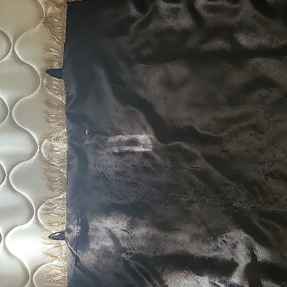 Semi precious stones Carpet Handmade Embroidered Wall Hanging from Hyderabah. - Picture 9 of 10